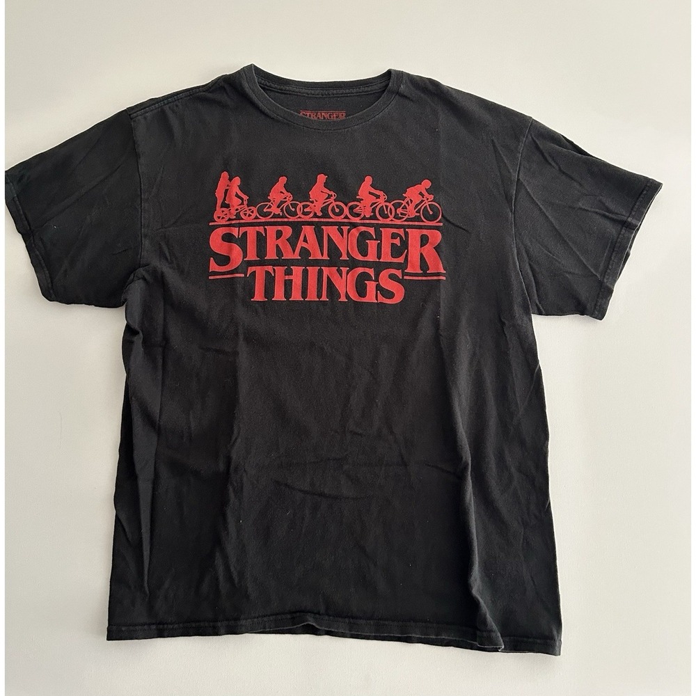 Hot Topic Stranger Things "Bike Squad" Graphic Tee – Black – Size L